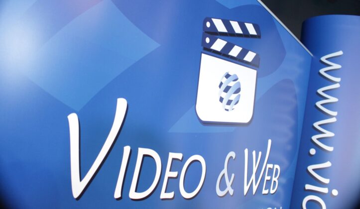 Professionally designed custom logo v cheaper outsourced alternative?