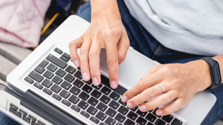 Tips on getting started with writing blogs.