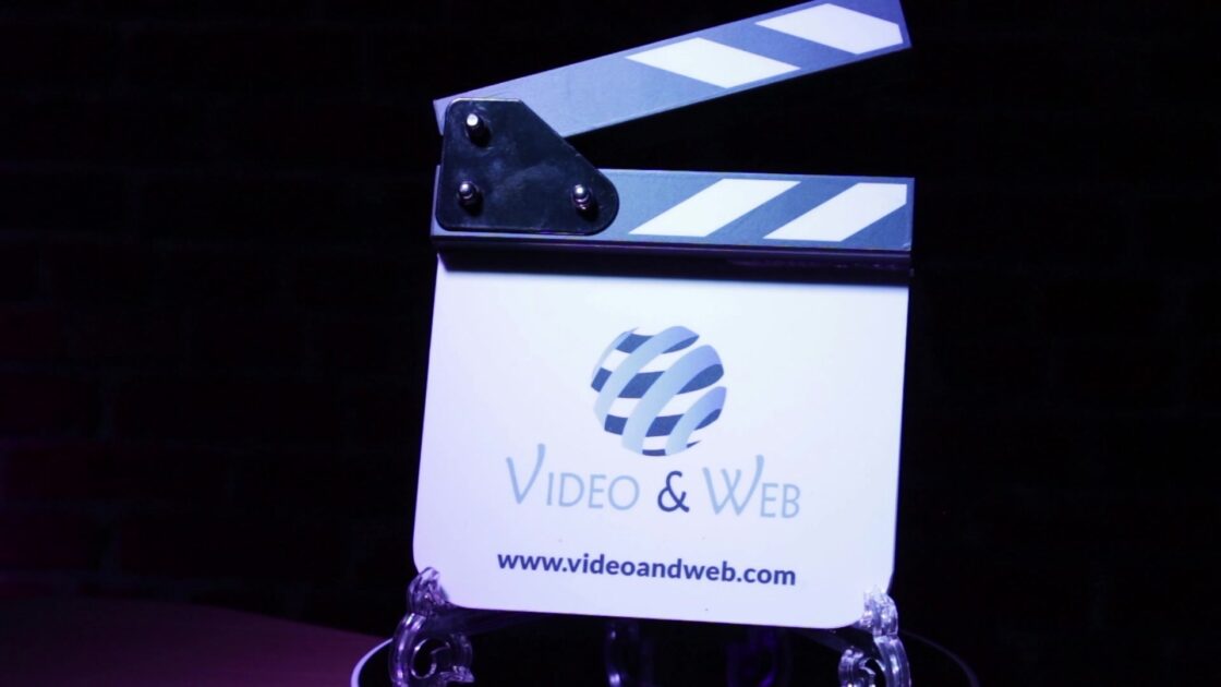 How to Display Your Web Address on Signs and Print