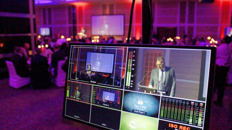 The Advantages of Live Video Mixing