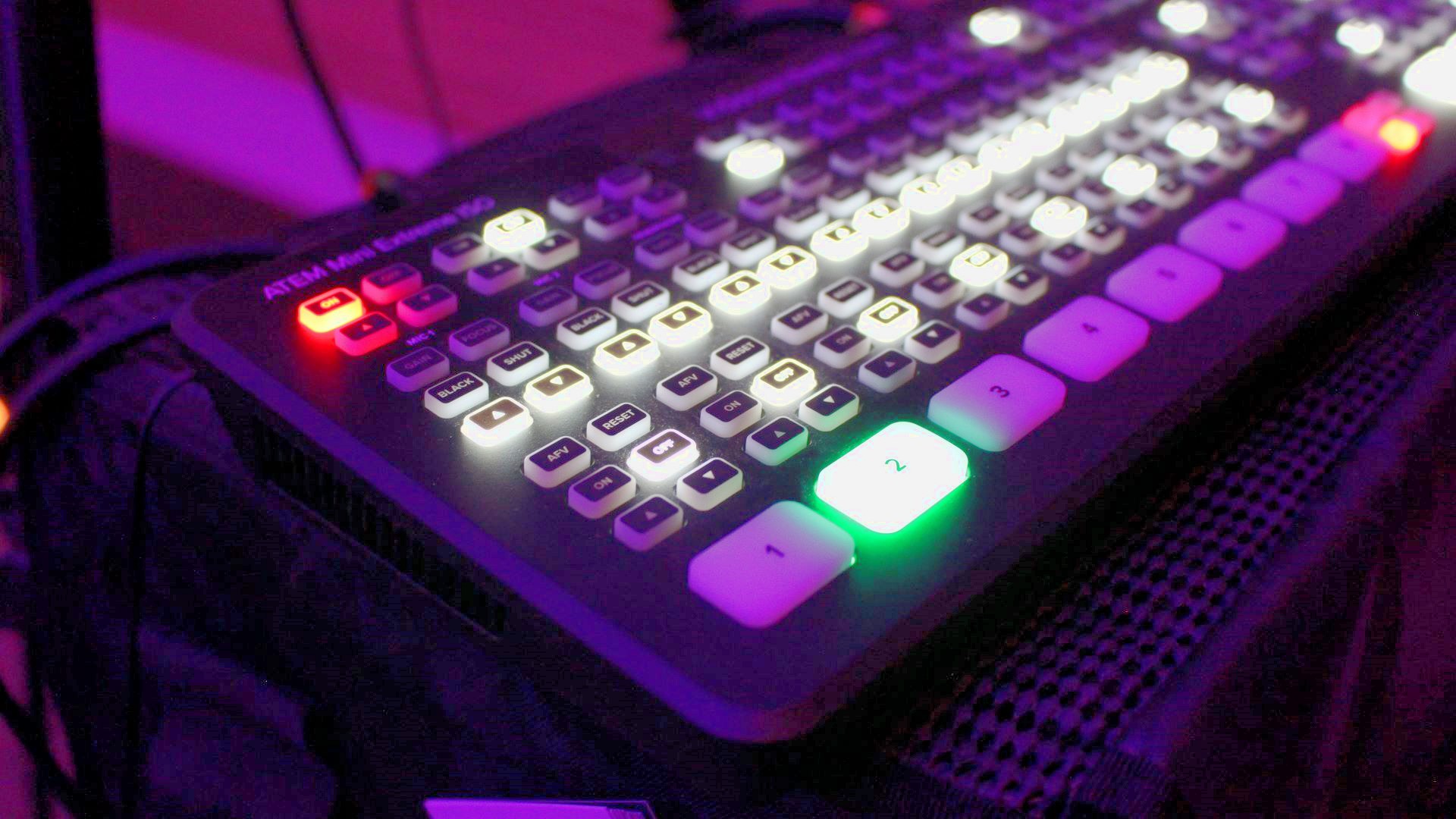 The Advantages of Live Video Mixing