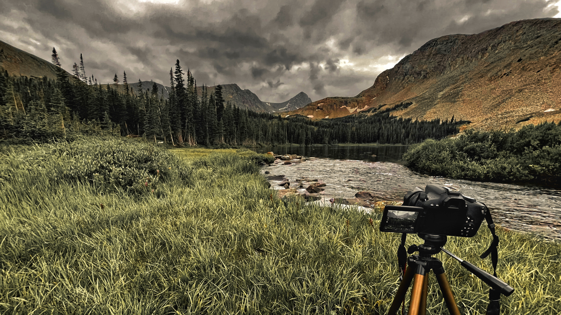 Studio vs. On Location: Which is the Right Choice for Your Business Video?