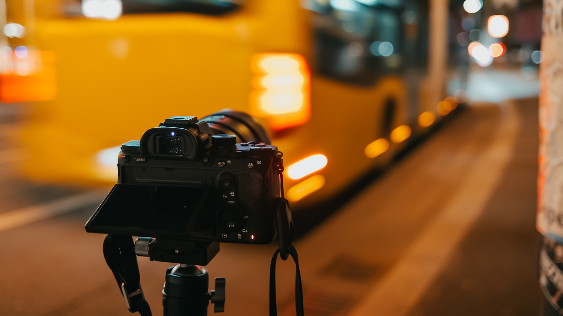 Studio vs. On Location: Which is the Right Choice for Your Business Video?